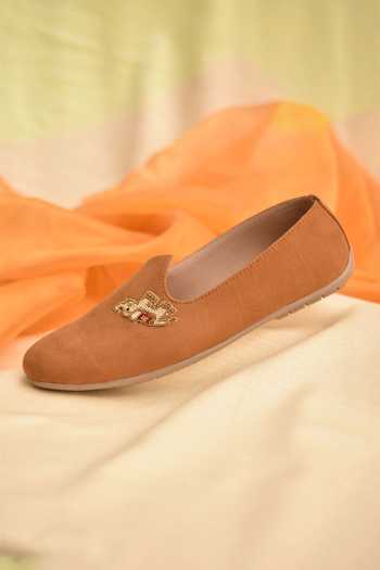 Buy_Around Always_Brown Kunjar Elephant Embroidered Juttis _Online_at_Aza_Fashions