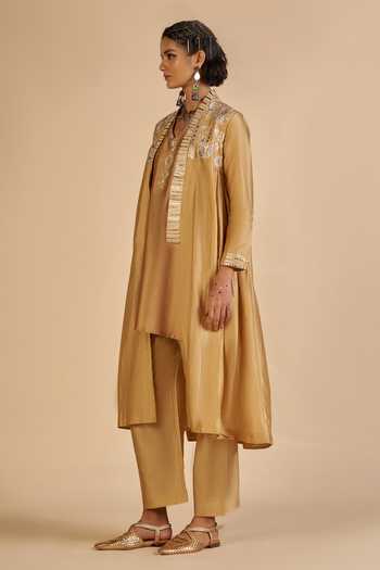 Gulabo By Abu Sandeep_Beige Chanderi Embroidered Coat _Online_at_Aza_Fashions