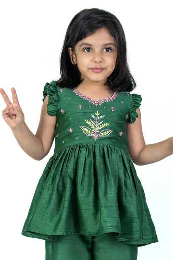 Buy_Label Kiaa_Green Linen Embroidered Peplum Kurta And Pant Set _Online_at_Aza_Fashions