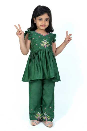 Buy_Label Kiaa_Green Linen Embroidered Peplum Kurta And Pant Set _at_Aza_Fashions