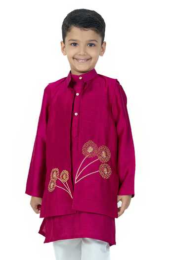 Label Kiaa_Magenta Linen Zari Embroidered Bundi And Kurta Set _at_Aza_Fashions