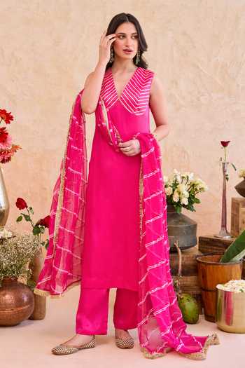 Taro_Fuchsia Silk Satin, Chiffon V-neck, Aarzoo Gota Patti Chevron Pattern Kurta Set _at_Aza_Fashions