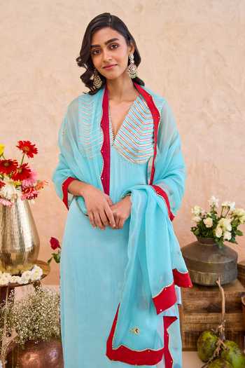 Taro_Sky Blue Silk Satin, Organza V-neck, Yes Vaidehi Sleeveless Kurta Set _Online