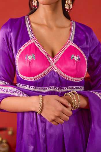 Taro_Purple Silk Satin V-neck Noorvi Embroidered Anarkali Set _Online