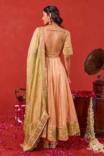 Shop_Taro_Peach Silk, Tissue Leaf Neck Inaayat Embroidered Anarkali Set _at_Aza_Fashions