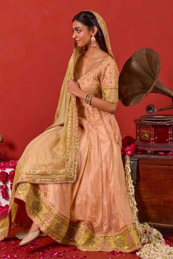 Buy_Taro_Peach Silk, Tissue Leaf Neck Inaayat Embroidered Anarkali Set 