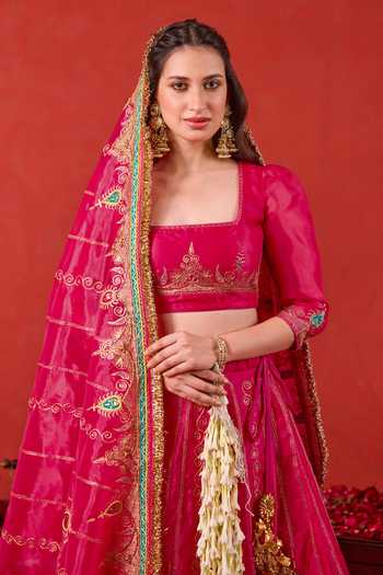 Buy_Taro_Pink Silk, Tissue Square Neck Nayaab Embroidered Lehenga Set _Online_at_Aza_Fashions