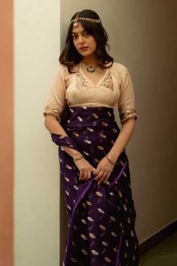 Shop_Priyanka Raajiv_Purple Silk Chiti Saree With Unstitched Blouse Fabric _Online_at_Aza_Fashions