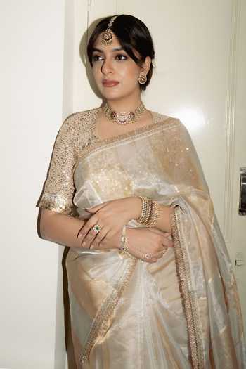 Priyanka Raajiv_Ivory Silk Ajita Banarasi Saree With Unstitched Blouse Piece _Online_at_Aza_Fashions