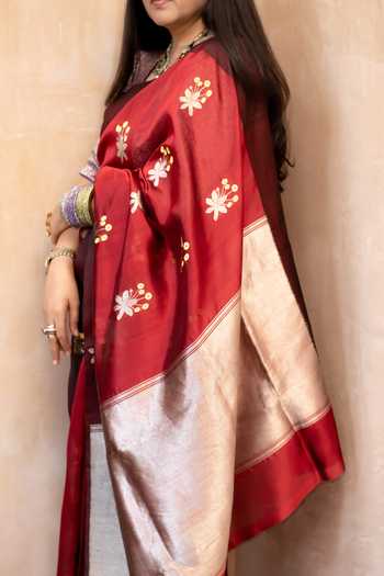 Priyanka Raajiv_Red Silk, Chanderi Kaushiki Saree With Unstitched Blouse _at_Aza_Fashions