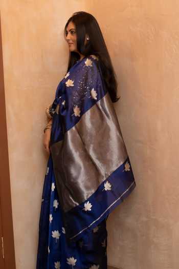 Priyanka Raajiv_Blue Silk, Chanderi Nilaya Saree With Unstitched Blouse Fabric _Online_at_Aza_Fashions