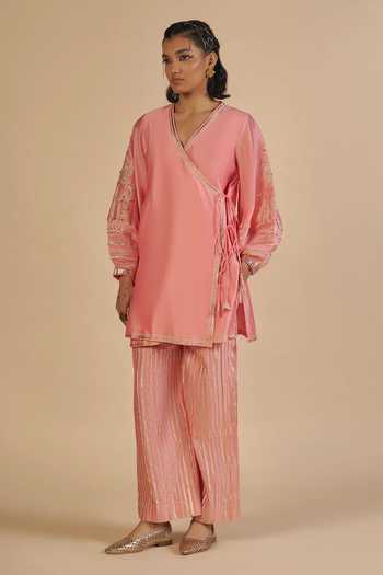 Buy_Gulabo By Abu Sandeep_Pink Chanderi V-neck Embroidered Sleeve Short Kurta _Online_at_Aza_Fashions