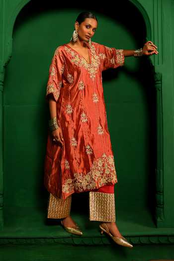 Buy_Charu Makkar_Pink , , V-neck Helen Aari Embroidered Kurta And Pant Set _Online_at_Aza_Fashions