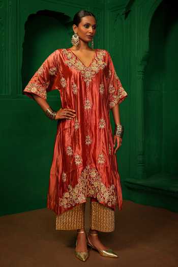 Shop_Charu Makkar_Pink , , V-neck Helen Aari Embroidered Kurta And Pant Set _Online_at_Aza_Fashions