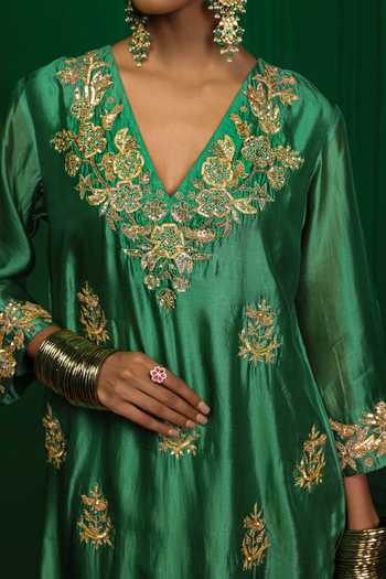 Shop_Charu Makkar_Green Silk Organza V-neck Aruna Zardozi Work Kurta And Pant Set 