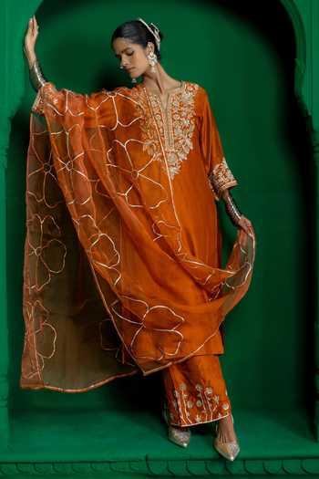 Shop_Charu Makkar_Orange Silk, Organza, Dupion Split V-neck Tanuja Embroidered Kurta Set 