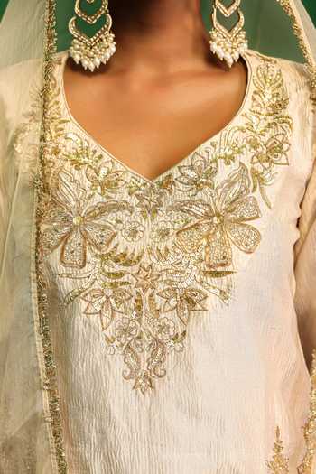 Buy_Charu Makkar_Ivory Tissue, Organza V-neck Madhubala Embroidered Kurta With Gharara 
