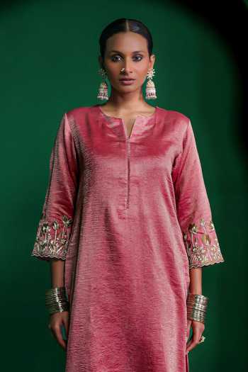 Buy_Charu Makkar_Pink Chanderi, Tissue Split V-neck, Yes Shabhana Gota Work Kurta And Pant Set _Online_at_Aza_Fashions