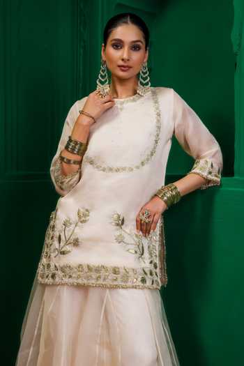 Buy_Charu Makkar_Ivory Organza, Satin Round Neck Mumtaz Embroidered Kurta And Sharara Set _Online_at_Aza_Fashions