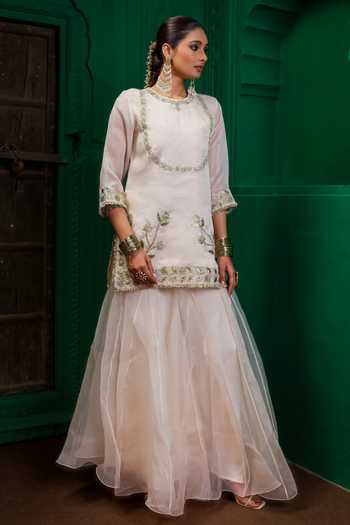 Charu Makkar_Ivory Organza, Satin Round Neck Mumtaz Embroidered Kurta And Sharara Set _at_Aza_Fashions