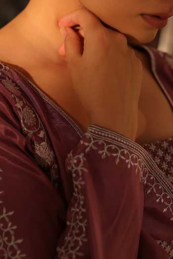 Buy_Seher Jaipur_Pink Silk Square Neck Azrina Embroidered Bodice Kurta Set _Online_at_Aza_Fashions