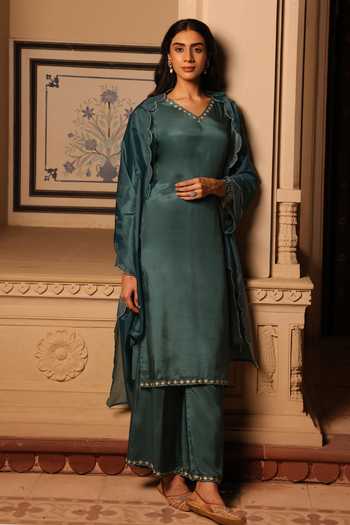 Seher Jaipur_Green Silk Embroidery V-neck Siara V Kurta Palazzo Set _at_Aza_Fashions