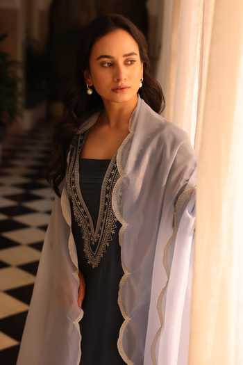 Buy_Seher Jaipur_Blue Silk V-neck Mehrnaz Kurta Palazzo Set _Online_at_Aza_Fashions