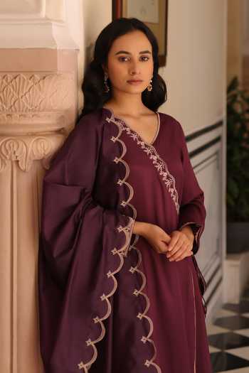 Buy_Seher Jaipur_Wine Silk V-neck Noura Angarkha Kurta Set 