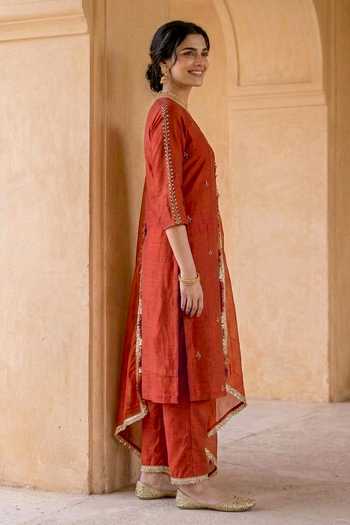 Shop_Missprint_Orange Chanderi Silk, Cotton, Organza V-neck, Yes Rust Kurta Set _Online_at_Aza_Fashions