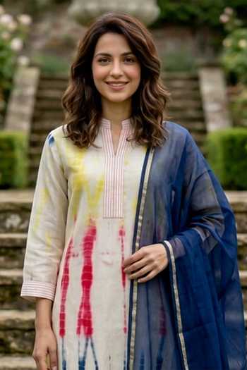 Buy_Missprint_Ivory Silk, Chanderi, Cotton Mandarin Collar Tie-dye Kurta Pant Set _Online_at_Aza_Fashions