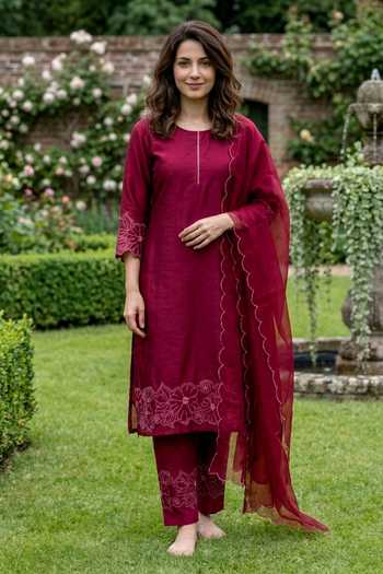 Buy_Missprint_Wine Silk, Chanderi, Cotton, Organza Round Neck Embroidered Kurta Set _Online_at_Aza_Fashions