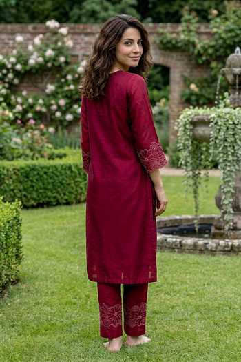 Shop_Missprint_Wine Silk, Chanderi, Cotton, Organza Round Neck Embroidered Kurta Set _at_Aza_Fashions