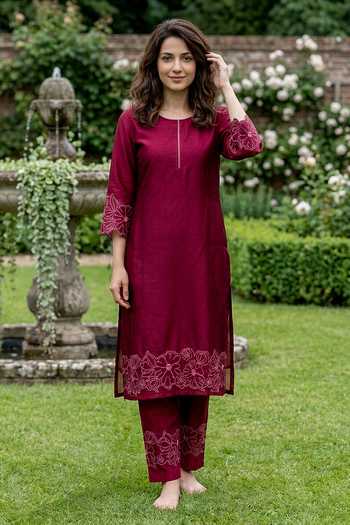 Missprint_Wine Silk, Chanderi, Cotton, Organza Round Neck Embroidered Kurta Set _at_Aza_Fashions
