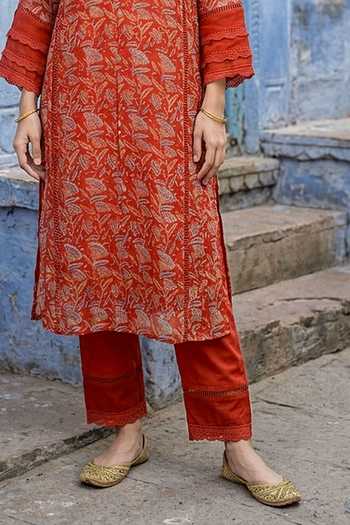 Buy_Missprint_Orange Organza, Cotton V-neck, Yes Hand Block Print Kurta Set _Online_at_Aza_Fashions