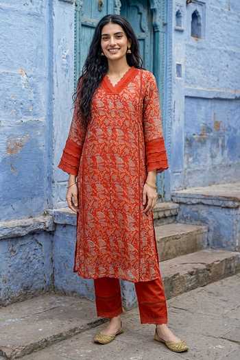 Buy_Missprint_Orange Organza, Cotton V-neck, Yes Hand Block Print Kurta Set 