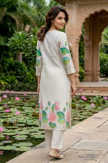 Shop_Missprint_Off White Silk, Chanderi, Cotton V-neck, Yes Lotus Hand Painted Kurta Set _at_Aza_Fashions