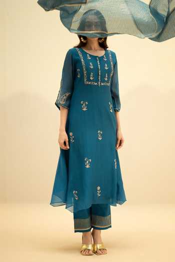 Buy_AM by Anita Mittal_Blue Cotton Round Neck Chandini Mul Chanderi Embroidered Kurta Set _Online_at_Aza_Fashions