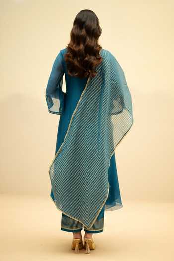 Buy_AM by Anita Mittal_Blue Cotton Round Neck Chandini Mul Chanderi Embroidered Kurta Set _Online