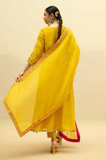 Shop_AM by Anita Mittal_Yellow Cotton V-neck Jhoomar Embroidered A Line Kurta Set _at_Aza_Fashions