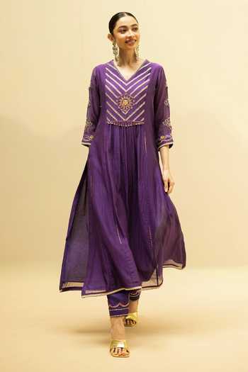 Buy_AM by Anita Mittal_Purple Cotton V-neck Jhoomar A Line Kurta Pant Set _Online_at_Aza_Fashions
