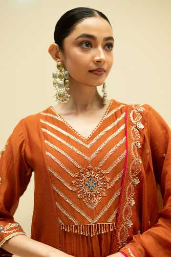 AM by Anita Mittal_Orange Cotton V-neck Jhoomar A-line Embroidered Kurta Set _Online_at_Aza_Fashions