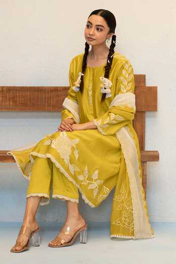 Buy_AM by Anita Mittal_Green Silk, Chanderi Round Neck Seher Anarkali Pant Set _Online