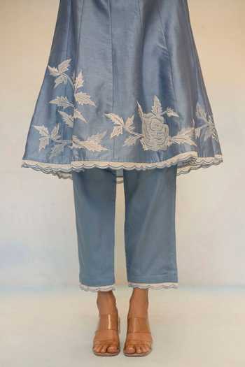 AM by Anita Mittal_Blue Silk, Chanderi Scoop Neck Seher Floral Embroidered Anarkali Set _at_Aza_Fashions