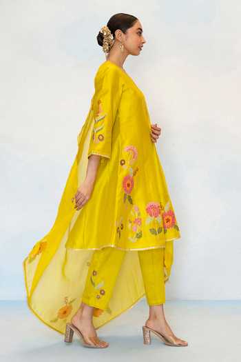 Shop_AM by Anita Mittal_Green Silk, Chanderi Round Neck Gul Embroidered Anarkali Set _Online_at_Aza_Fashions