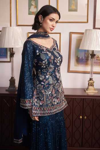 Shop_Meenagurnam_Blue V-neck Embroidered Kurta Sharara Set _Online_at_Aza_Fashions