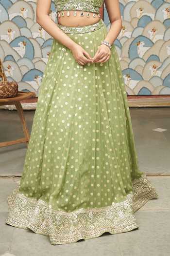Meenagurnam_Green Net Sweetheart Neck Embellished And Woven Lehenga Set _Online_at_Aza_Fashions