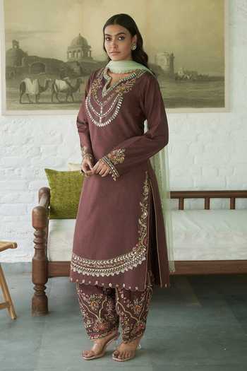 Buy_Meenagurnam_Brown Silk, Net V-neck Embroidered Kurta Salwar Set 