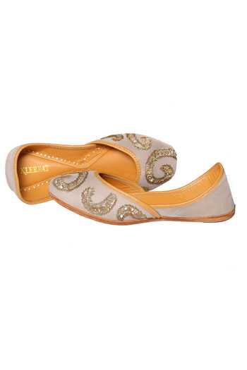 Shop_Kurrbat_Grey Shadows Velvet Embroidered Juttis _Online_at_Aza_Fashions