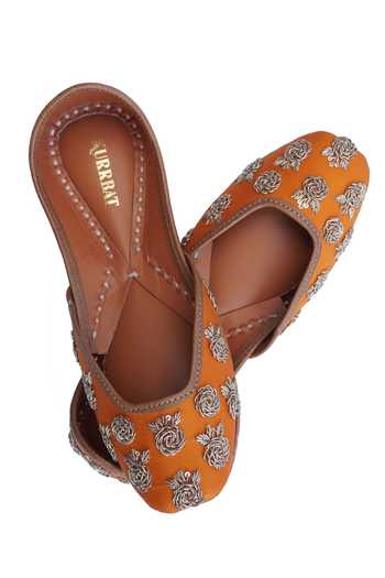 Kurrbat_Orange Apricot Embellished Juttis _Online_at_Aza_Fashions