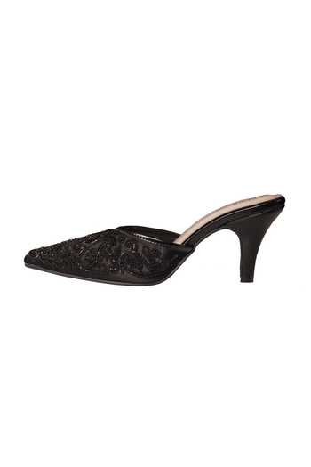 Kurrbat_Black Juliet Bead Embroidered Juttis _Online_at_Aza_Fashions